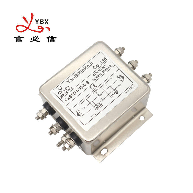 30A 440Vの三相EMIフィルタ インバーター力フィルターは出力をボルトで固定する